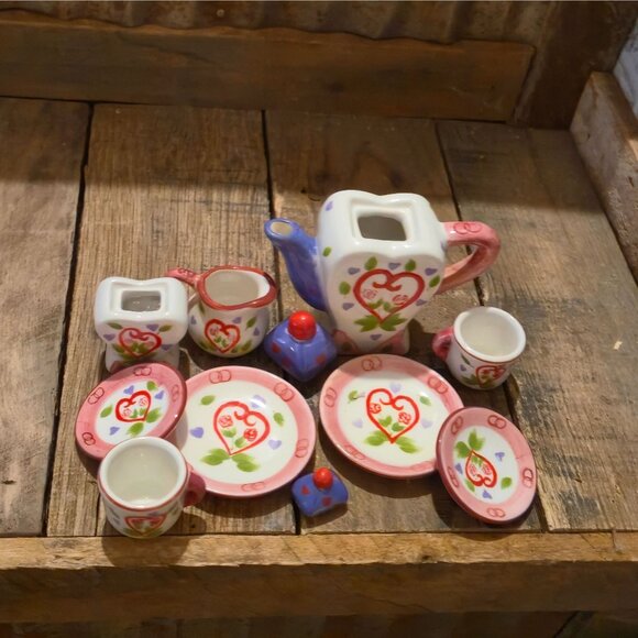 Vintage Mini Tea Set Heart Tray Ceramic Valentine Folk Art Christmas girl toy - Picture 11 of 12